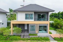 Chewarom Nakhon-In, Detached House in Luxurious Mansion Style